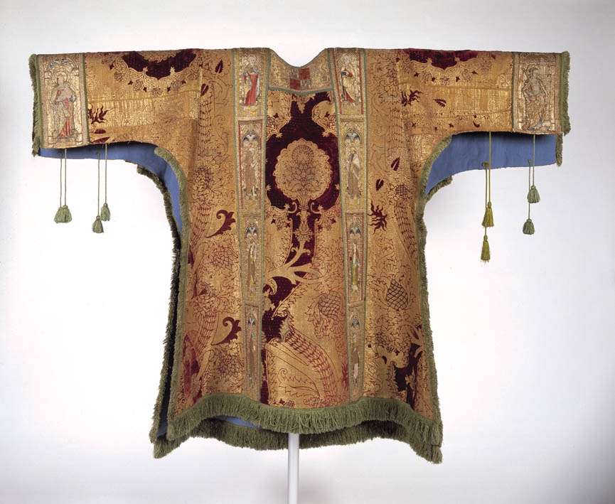 Seraphic Wings: On the Chasuble, Stole, and Dalmatic ~ Liturgical Arts ...