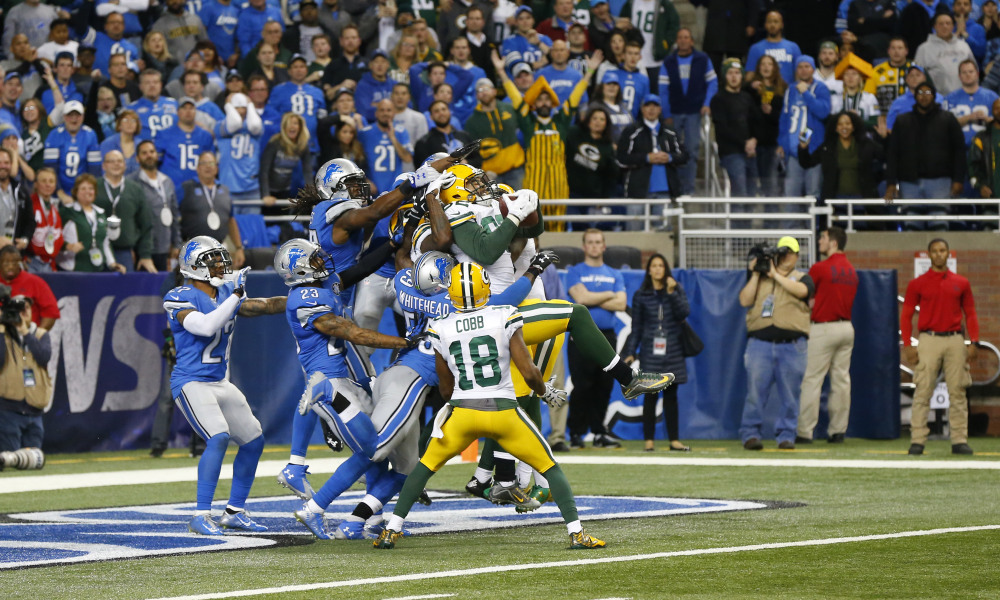 Watch The Packers Beat The Lions On A Last Second Hail Mary Video watch-the-packers-beat-the-lions-on-a-last-second-hail-mary-video