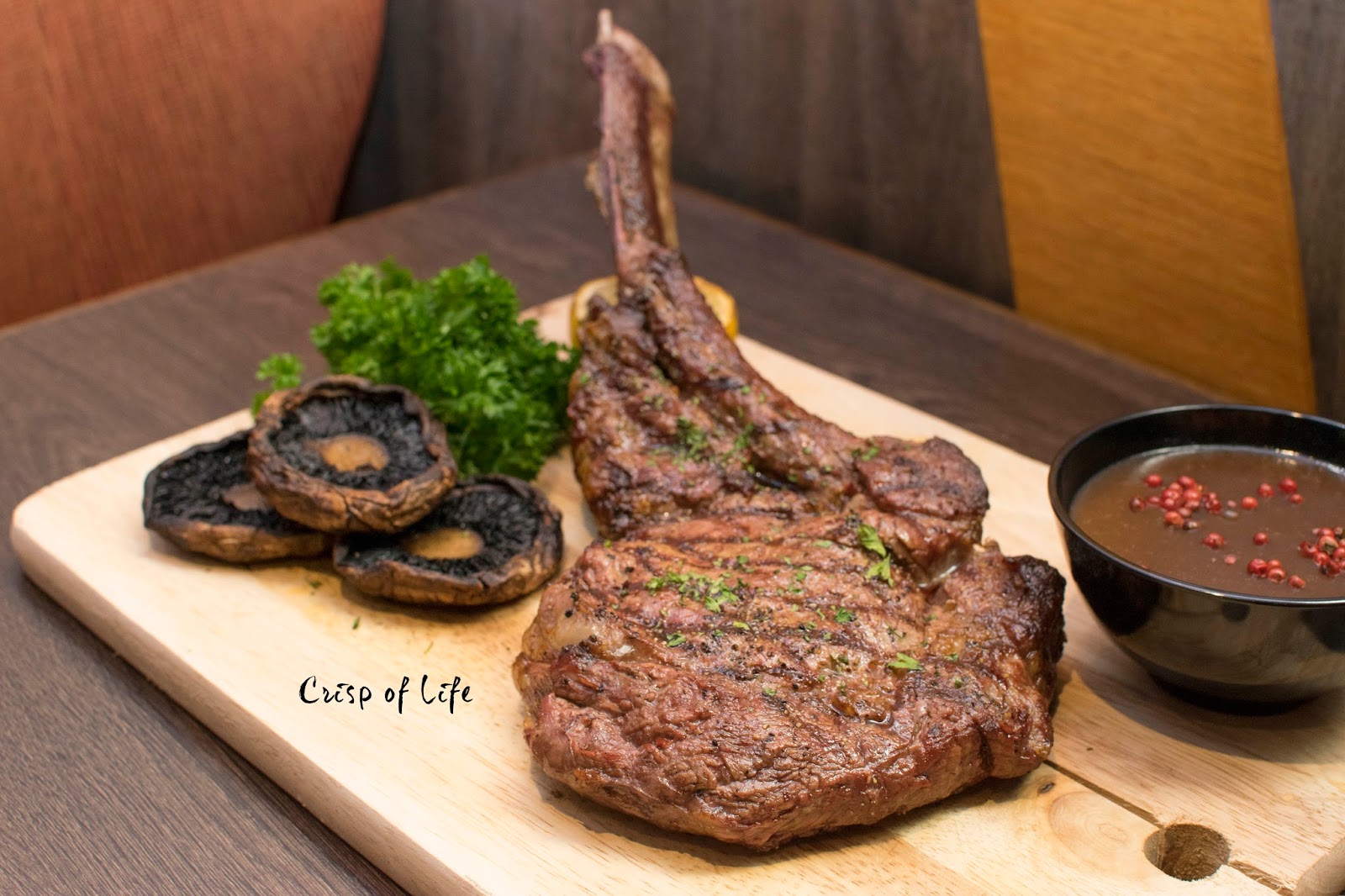 The launching of Tomahawk Steak The BAR°N, Gurney Plaza Crisp of Life