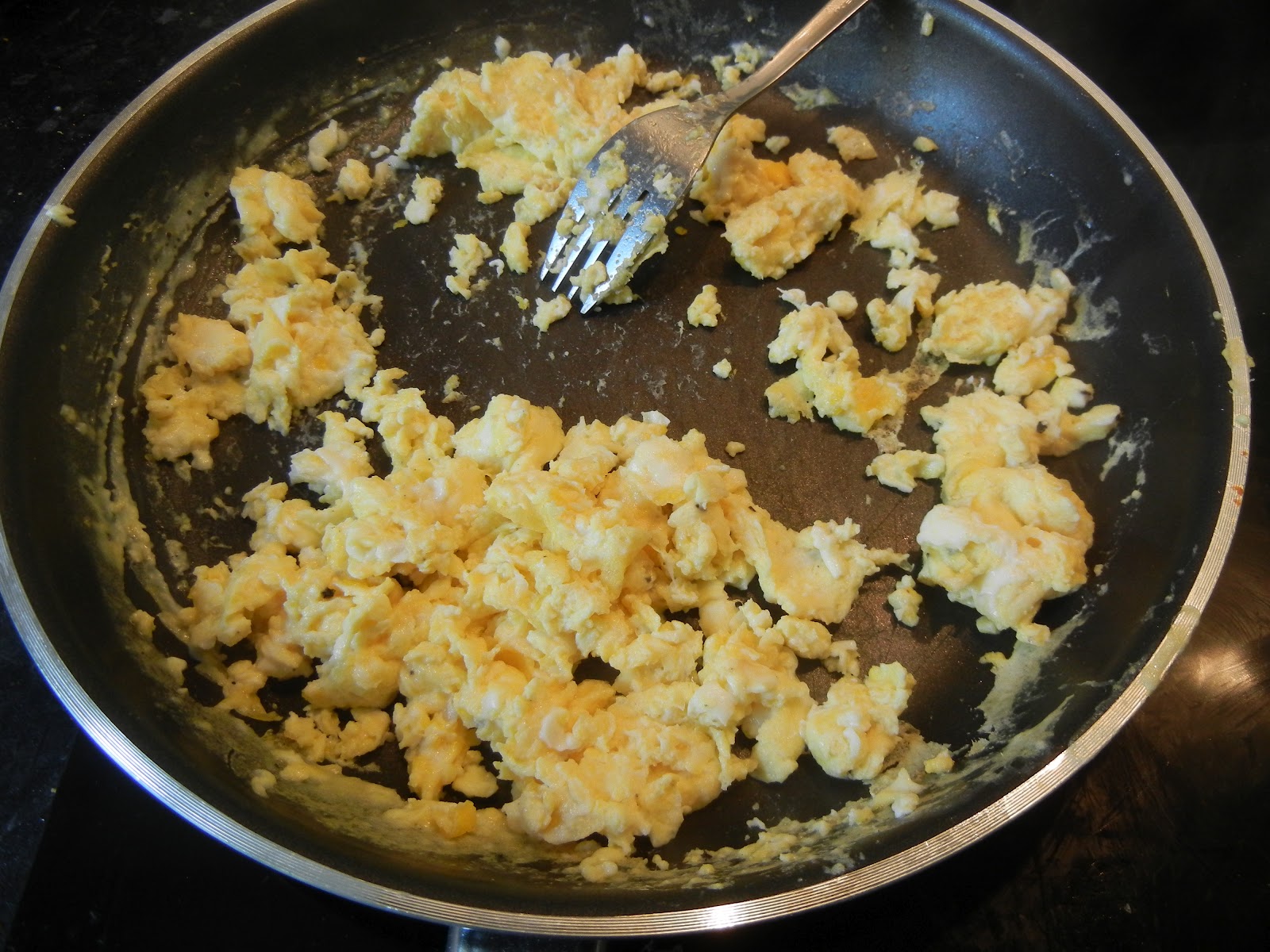 Oven Lovin' Pesto Scrambled Eggs