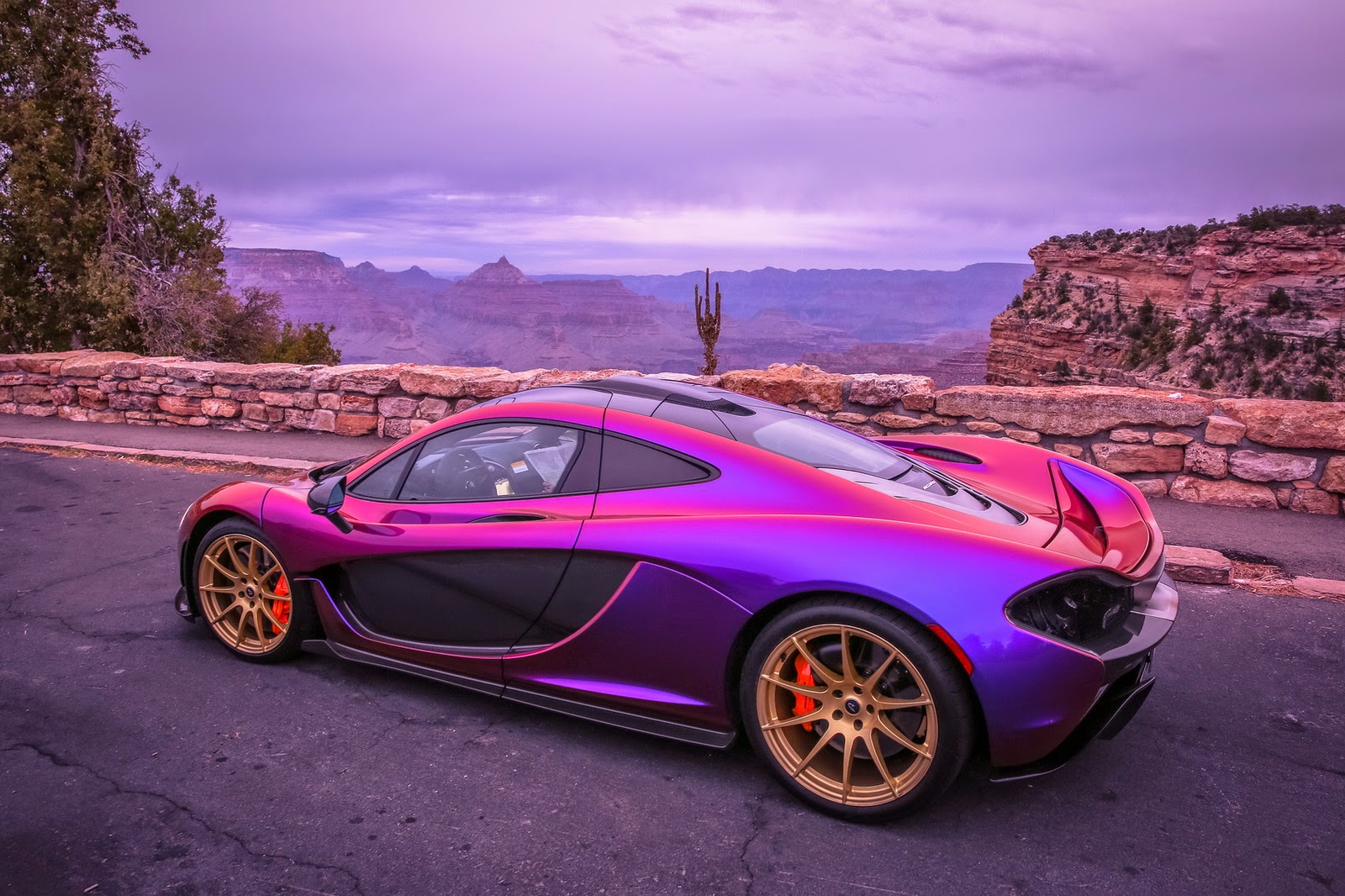 MCLAREN p1 хамелеон