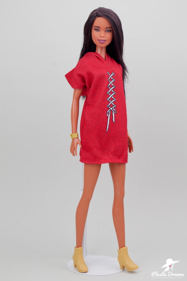Poupée Barbie Fashionistas Robe Rayures Mauves