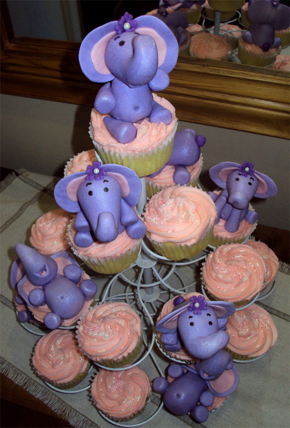 Delana's Cakes Elephant Cupcakes