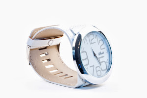 Wristwatch ladies white XL