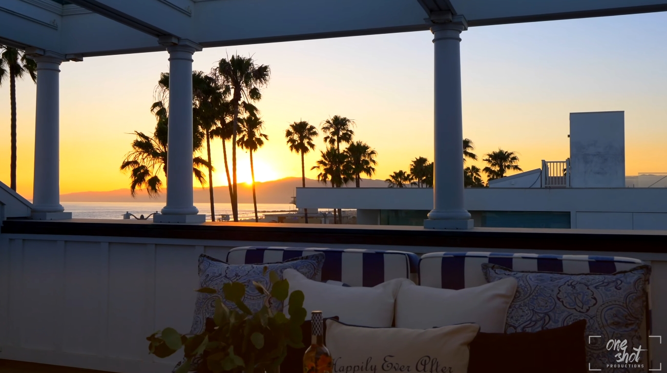 22 Photos vs. Step Inside $10 Million Dollar Beachfront Luxury Home vs. Interior Design Tour