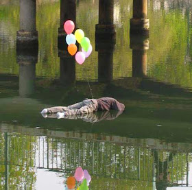 أعمال فنية في غاية الغرابة