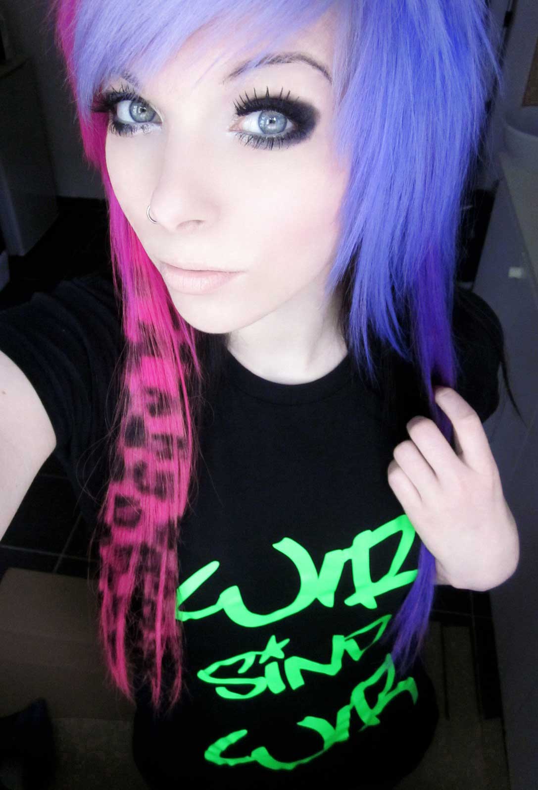 Emo girls with red hair Emo girls with red hair
