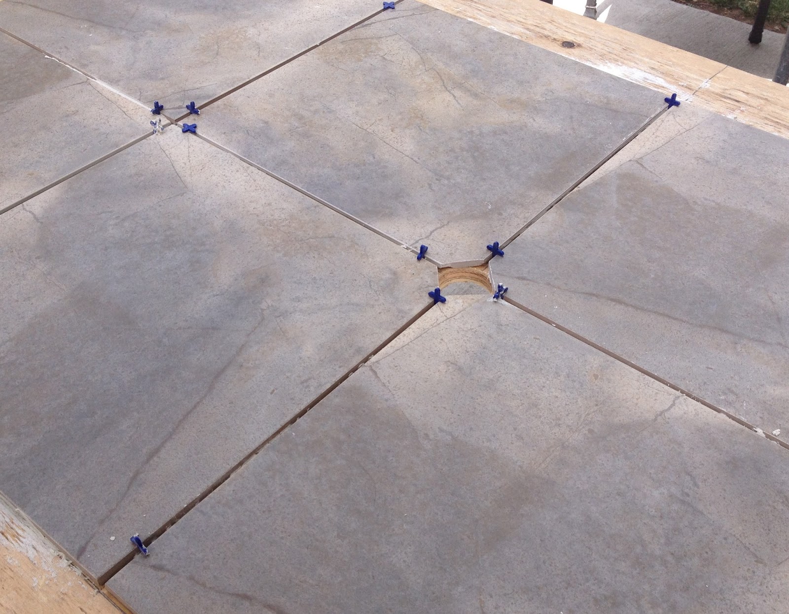 Beyond the Craft Room DIY Tiled Patio Table