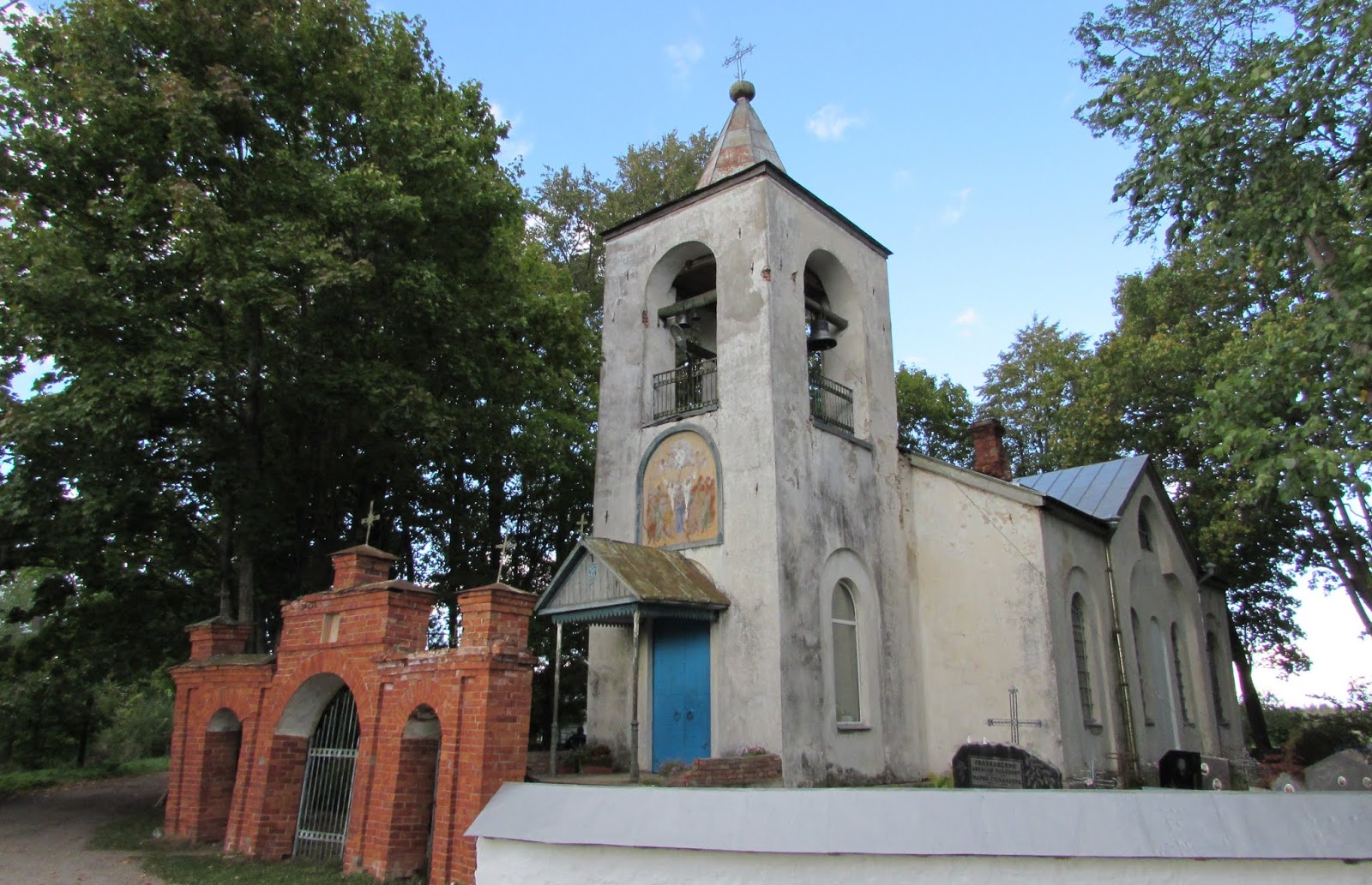 Храм в крестах Псков
