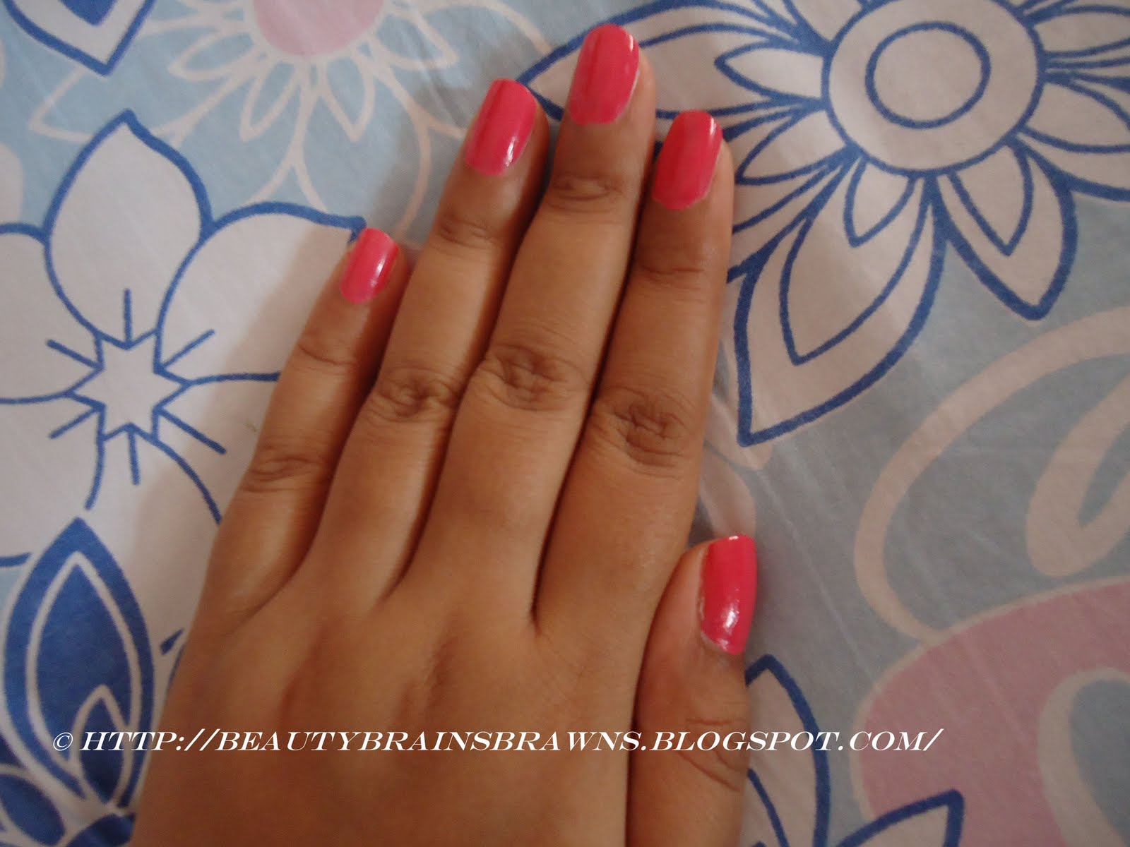 Elle 18 Nail Pops Shade 47 Review and my first NOTD for blog BEAUTY
