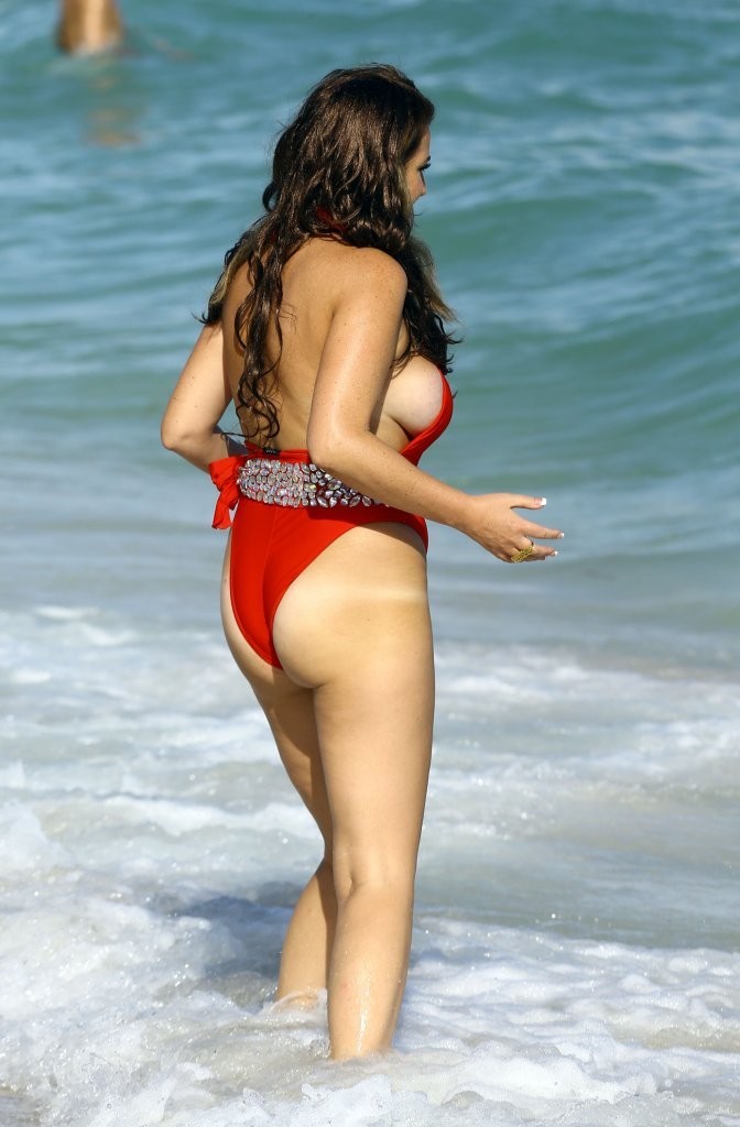 Josie Goldberg On Miami Beach.