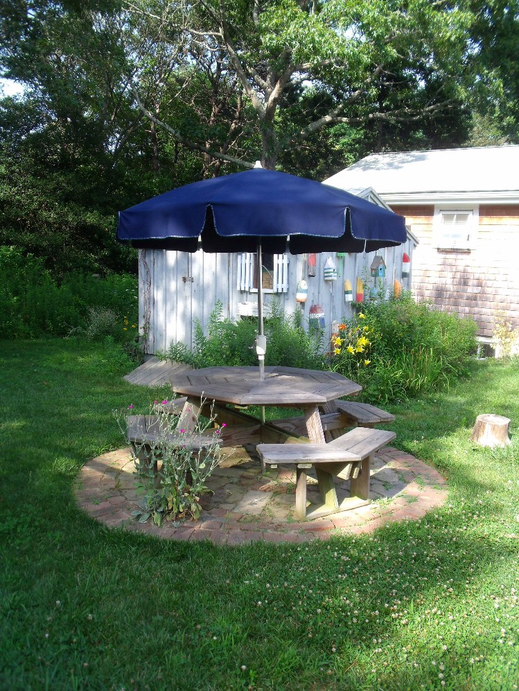Feel My Felt No Don T Throw Out Your Broken Patio Umbrella Fix