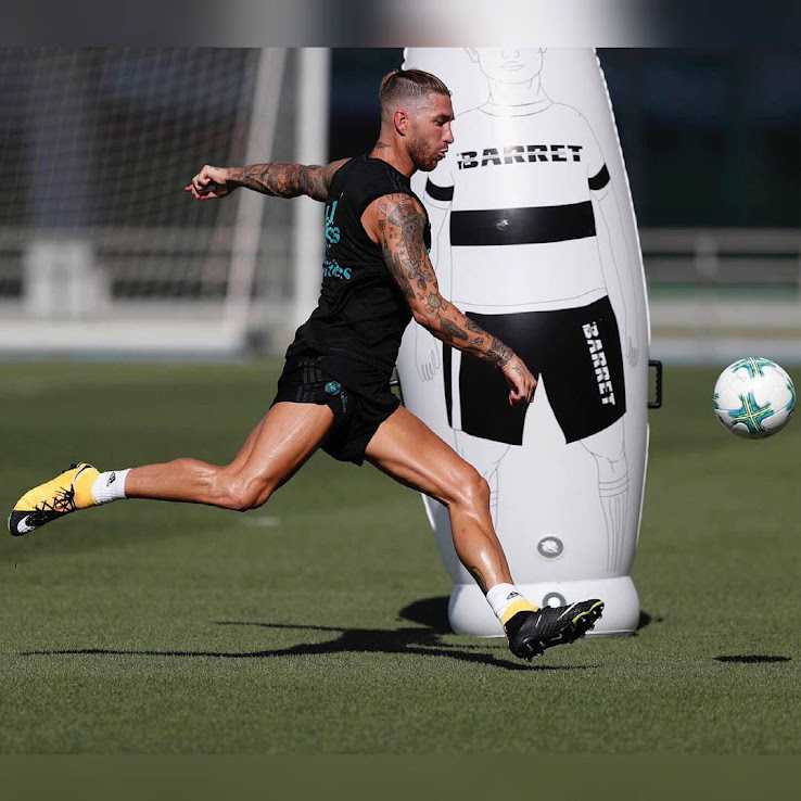 sergio ramos nike tiempo