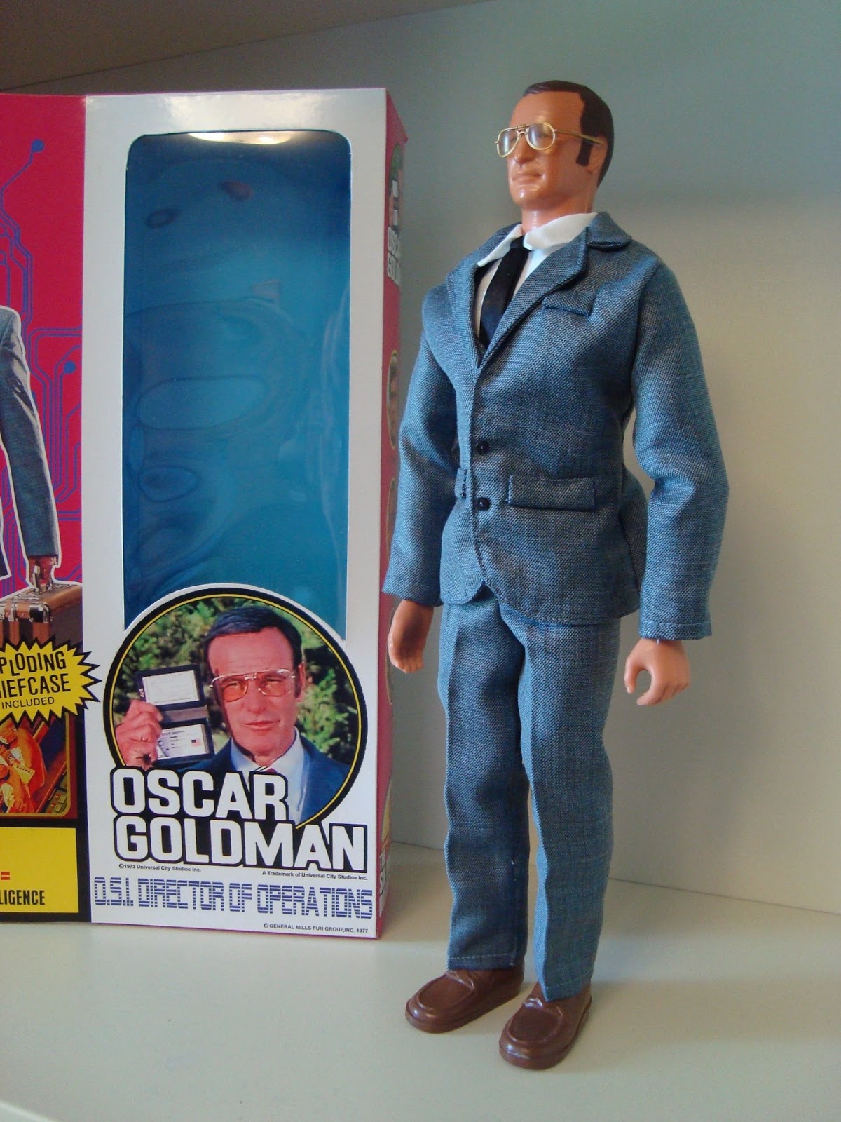 Calvin's Canadian Cave of Coolness: Fantastic Oscar Goldman Custom