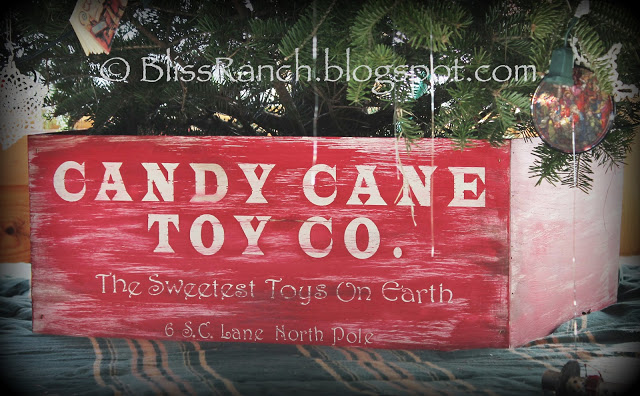 DIY Christmas Tree Stand Crate Cover, Bliss-Ranch.com