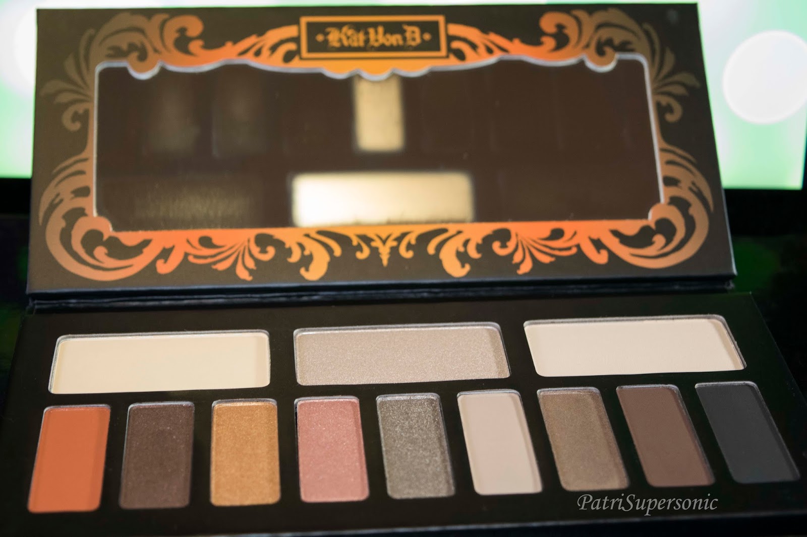 patrisupersonic-xmas-haul-kat-von-d-look