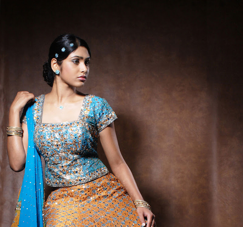 Actress Manisha Stills Gallery glamour images