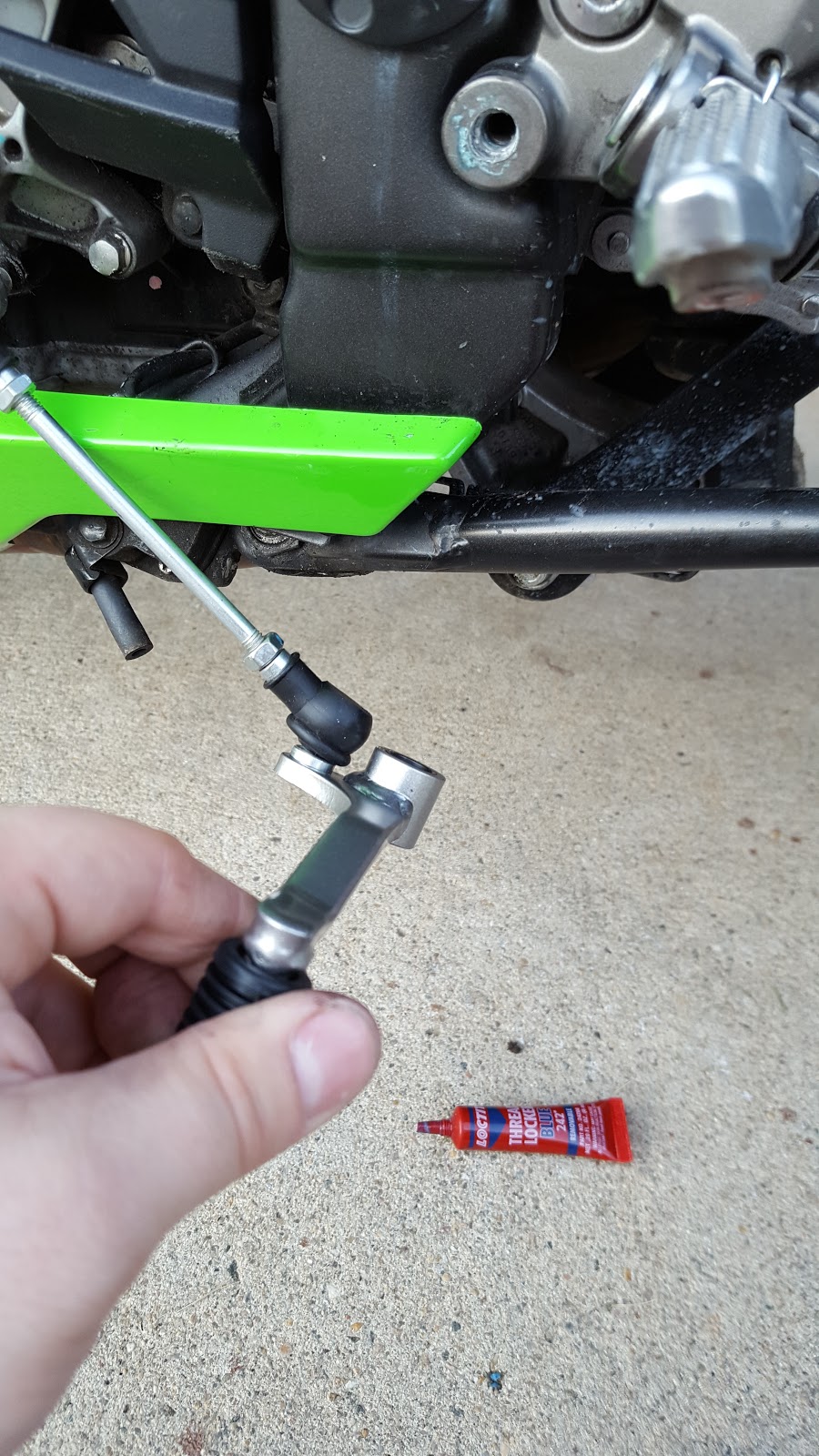 Czechmate Changing Shift Lever on 2013 Ninja 300 (EX300) (With Pictures)