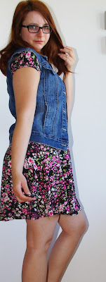 [Fashion] Just A Scent Of Flower Power: Floral Dress & Jeans Vest
