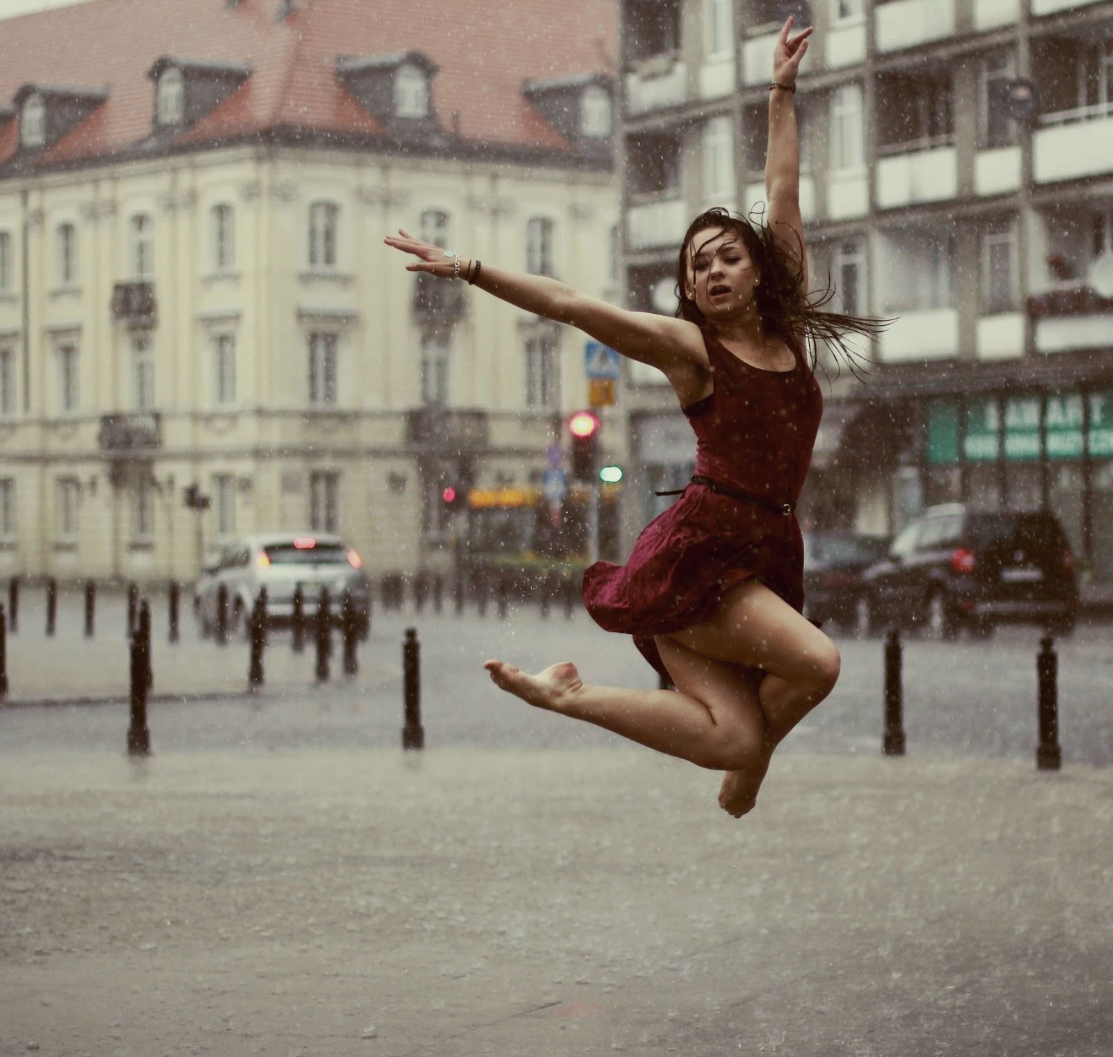 Танцы лайк. Танцы Рейны. Танец дождя. Танцы i like Dance. 2 they like dancing