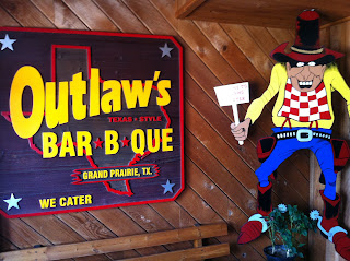 Outlaw's Bar-B-Que and Grill BBQ Barbecue Barbeque Bar-B-Q Dallas Grand Prairie DFW
