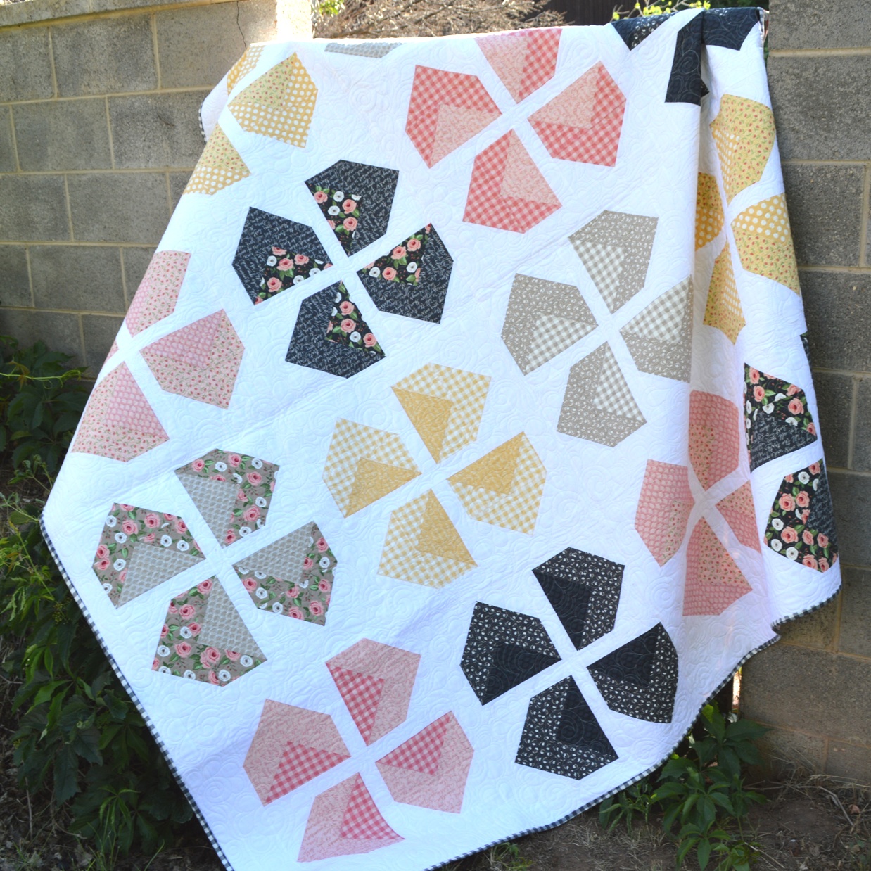 Happy Quilting Double Dutch Quilt!!!