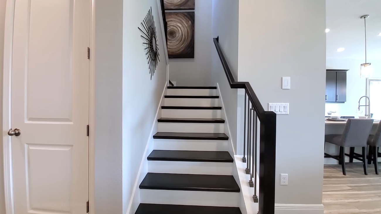 29 Photos vs. Winter Garden Model Tour | Tidewater Model w Bonus Room | Orlando Home Finders vs. Interior Design Tour