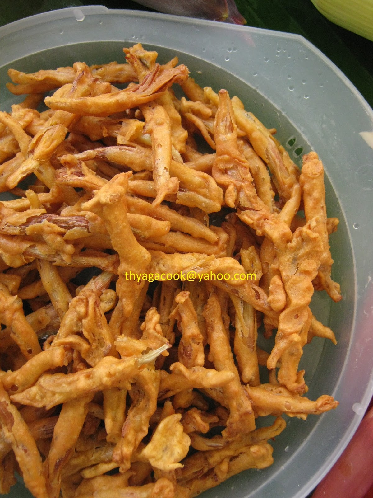 KARI LEAFS Malaysian flavour's VERY CRISPY FRIED BANANA FLOWERS