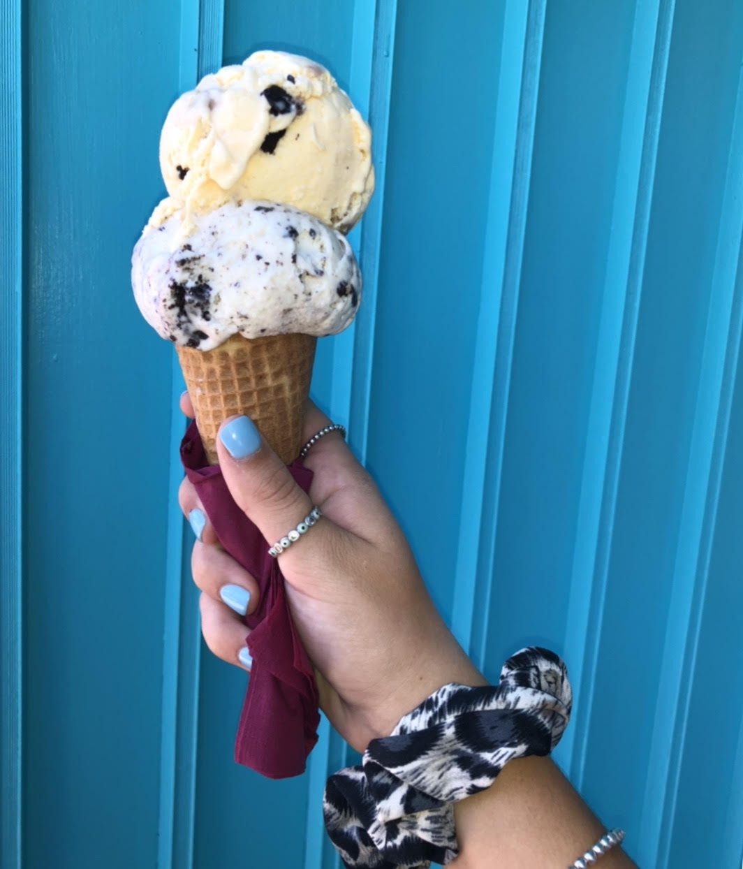 Scoops and Cones Cafe ICE CREAM