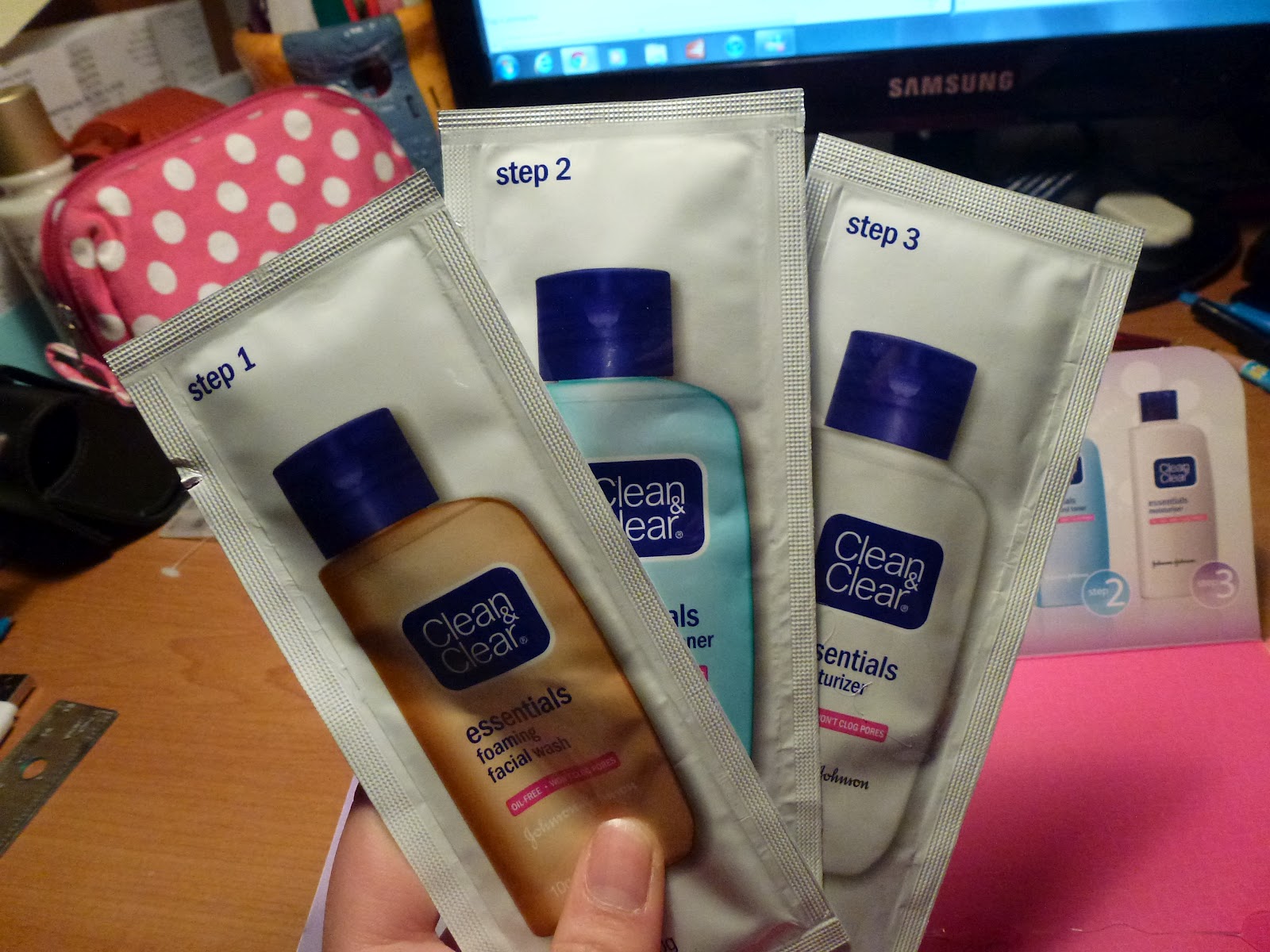 59 Clean and Clear Cleanser, Toner, Moisturiser Yiis Daily