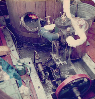 Steamboat engine
