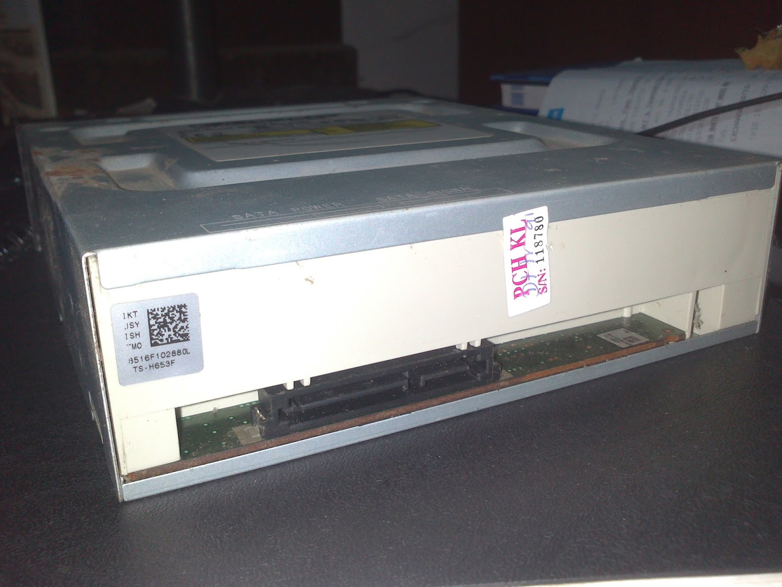 SAMSUNG SHS223 SATA DVD WRITER Rs. 1,000.00 Rich Vertical