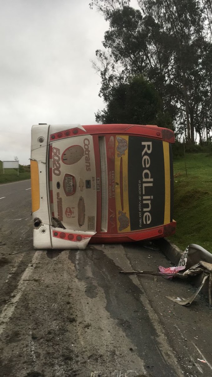 Accidentado bus de Cotrans en la vía Bogotá – Málaga