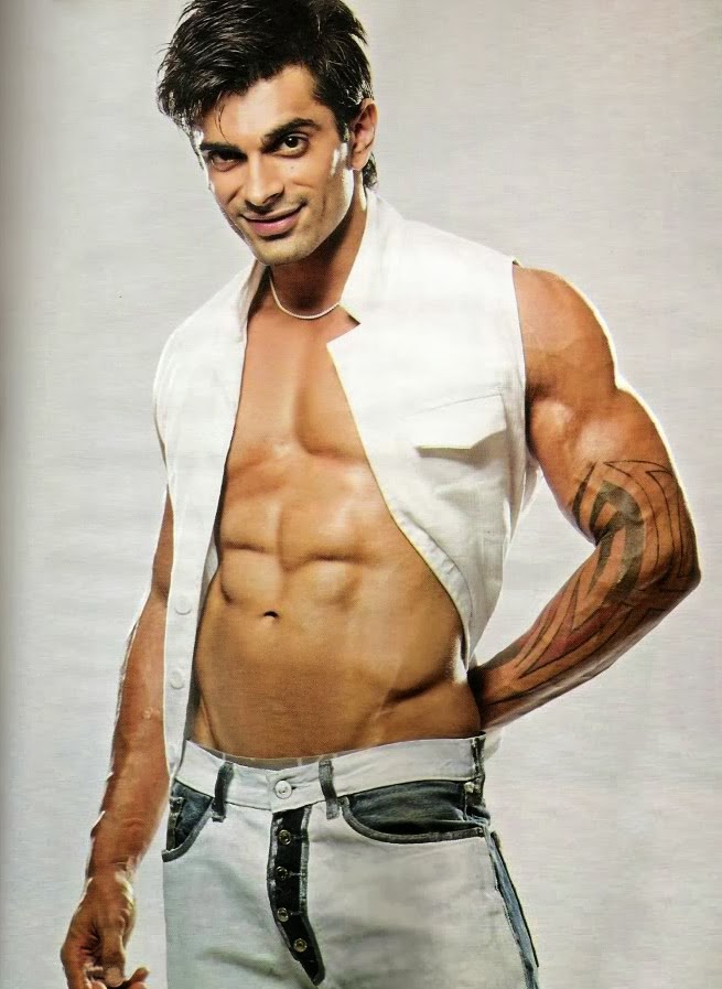 Shirtless Bollywood Men: Karan Singh Grover
