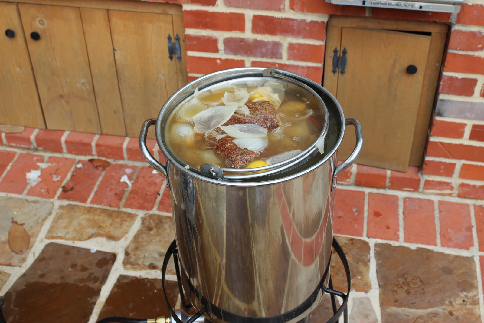 The Low Salt Cajun Queen Crawfish Boil 