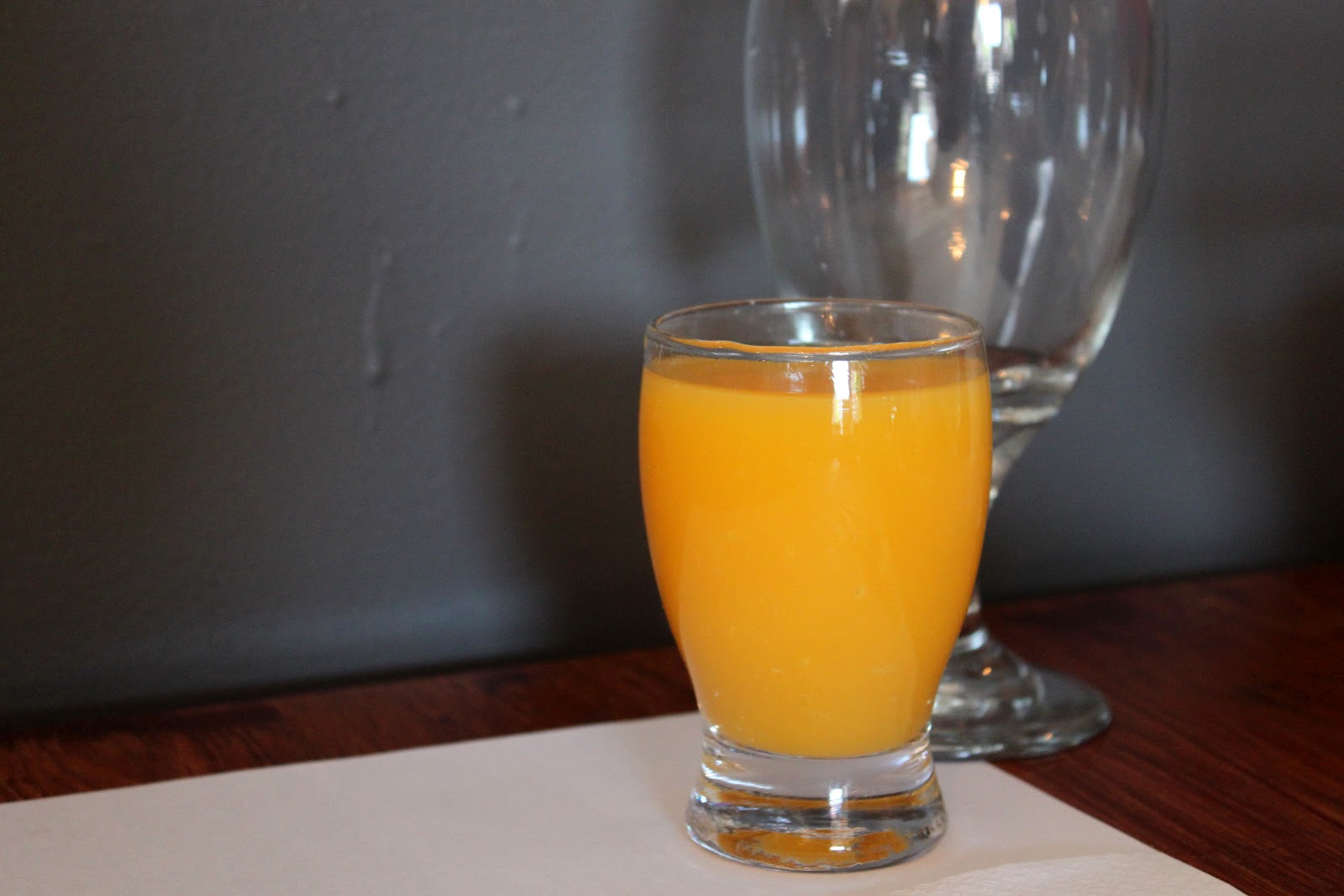 Moi peuxtu venir ? Claudine découvre Le toasteur de Villeray