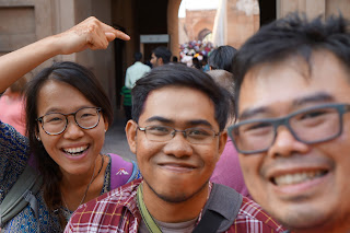 Tukang Jalan Jajan ke Benteng Merah Agra Fort Tukang Jalan Jajan ke Benteng Merah Agra Fort