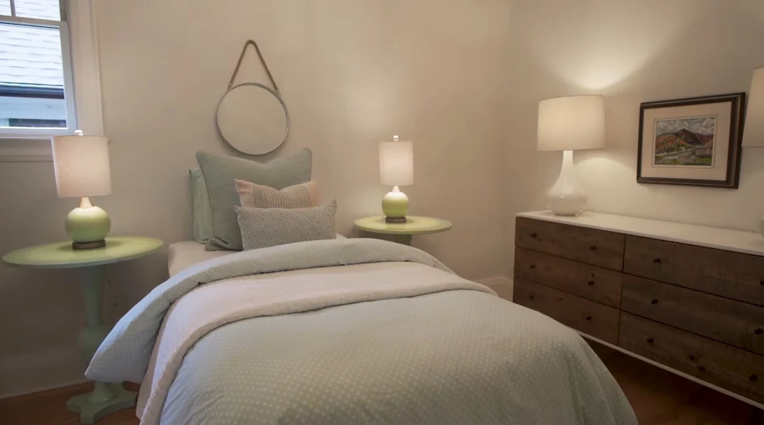 30 Photos vs. 35 Glengrove Ave W, Toronto Interior Design Luxury Home Tour