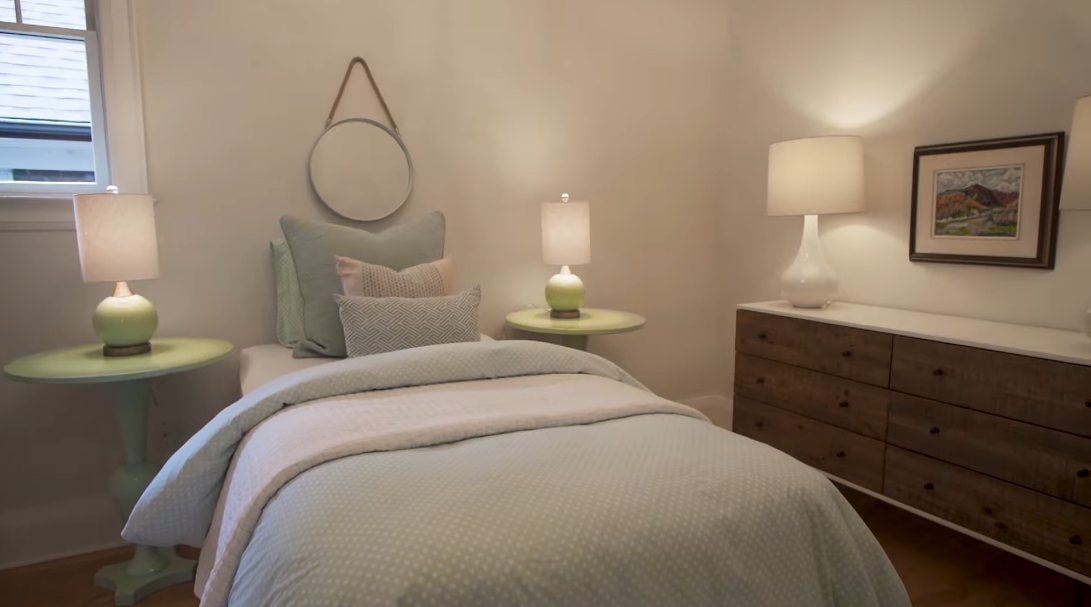 30 Photos vs. 35 Glengrove Ave W, Toronto Interior Design Luxury Home Tour