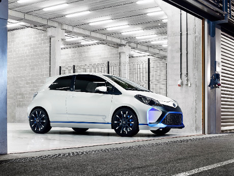 All About Electric Car in the World: This He Looks Toyota Yaris Hybrid-R