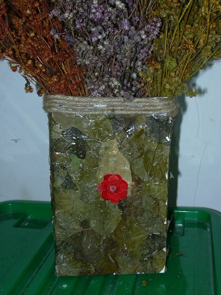 Berbagi Gagasan Vas Bunga Kering Rumput Kotak Bekas Max Creamer