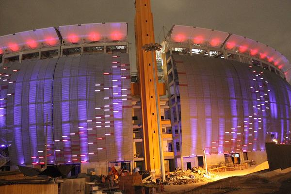 holaesungusto: LA ILUMINACIÒN DEL ESTADIO NACIONAL - QUEDAN MÀS DE 300