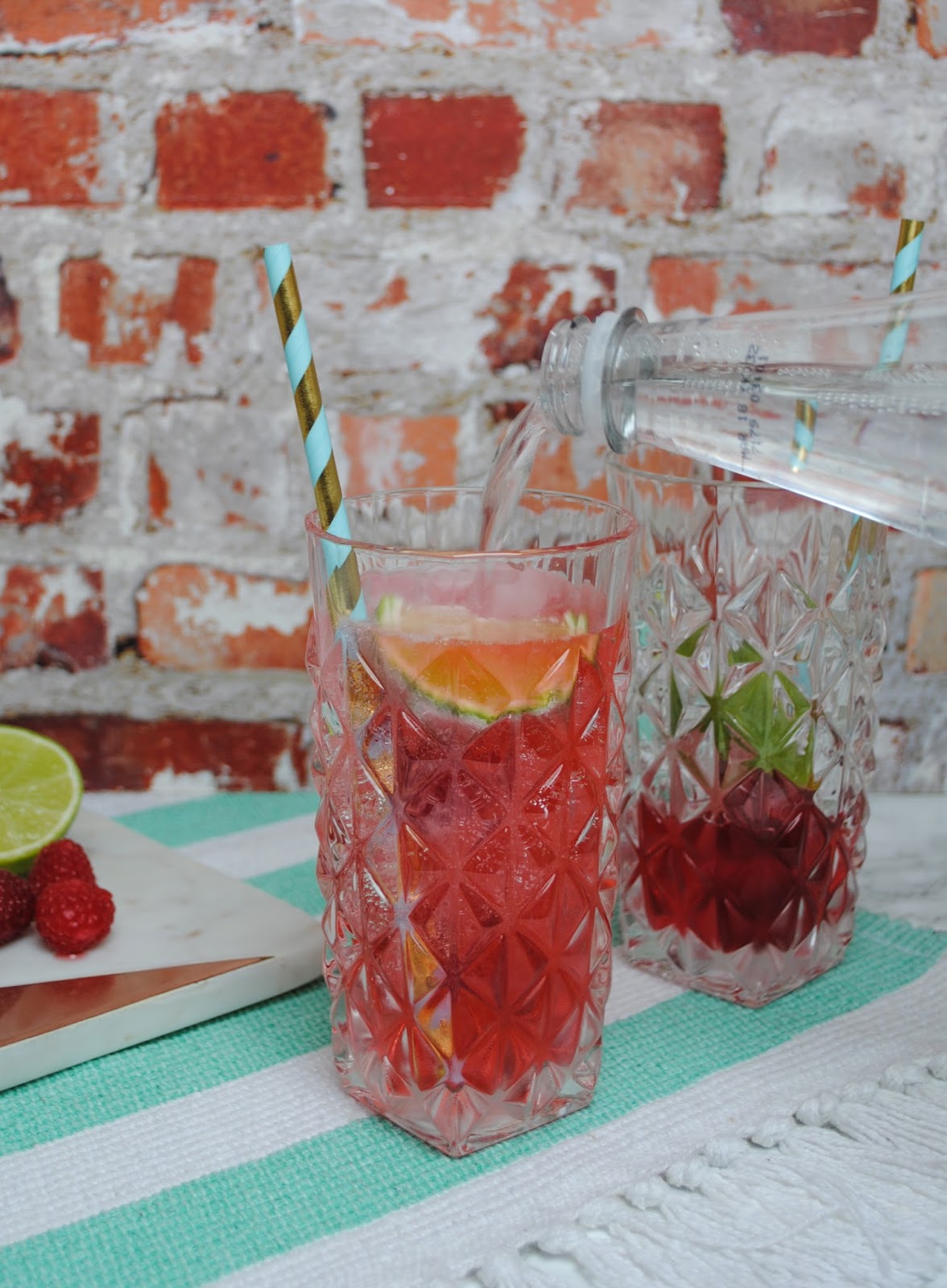 Sharkett Sisters: HOMEMADE RASPBERRY GIN