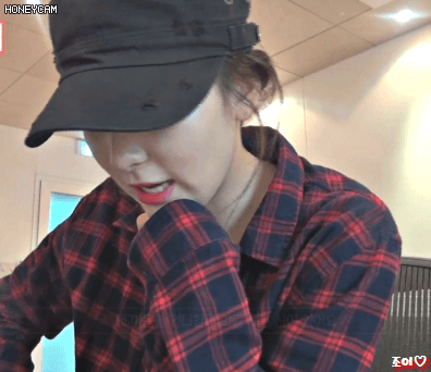 [아드공] 연기가 넘모넘모 어려워서 멘붕온 슬기.gif | 인스티즈