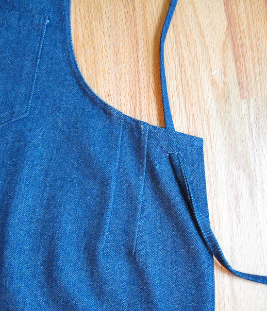 Unsung Sewing Patterns Simplicity 4683 Men's, Boys' and Women's Apron