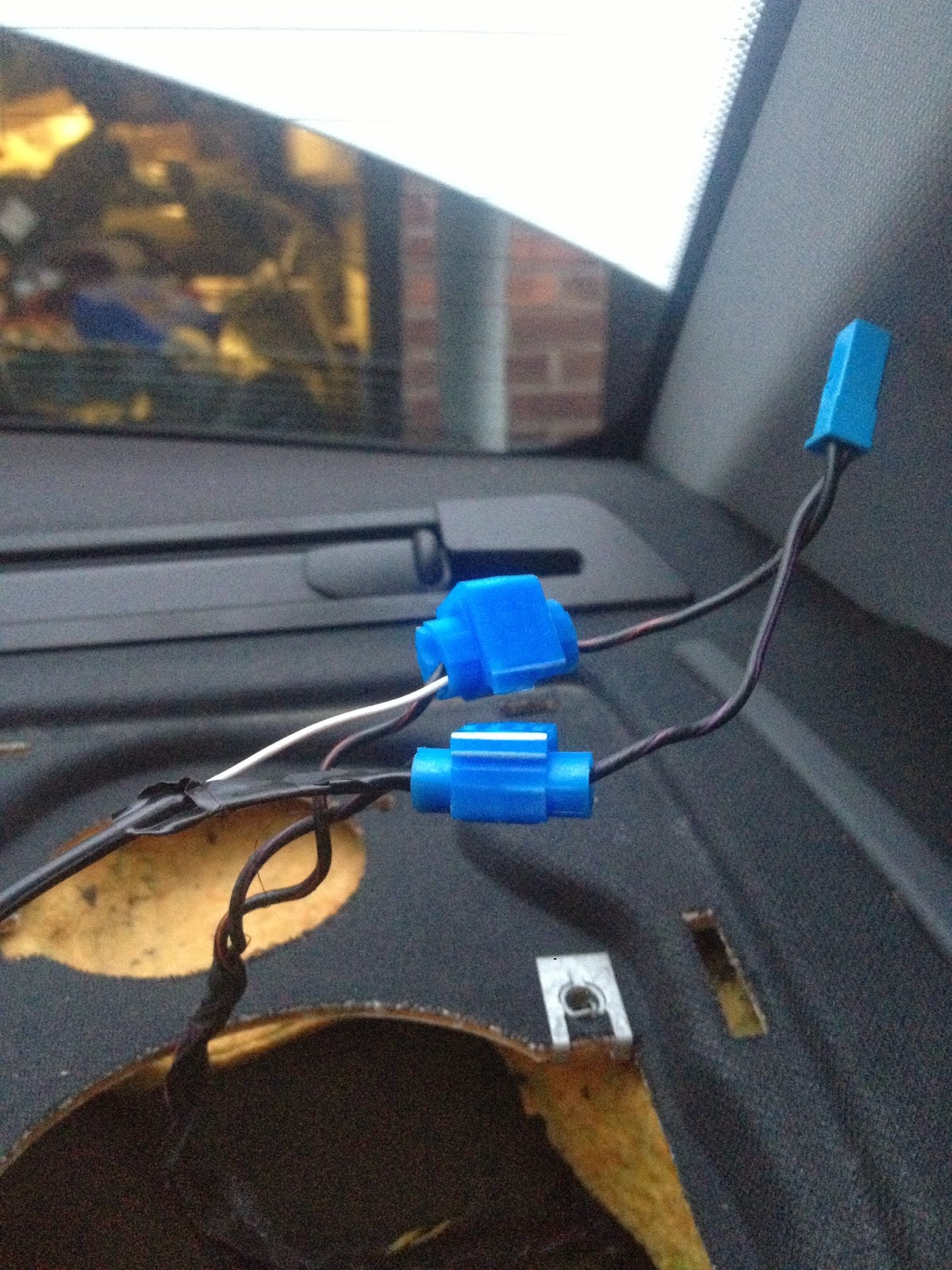 Beemer Lab E60 Audio RCA Feed from Rear Speakers quick n dirty guide.