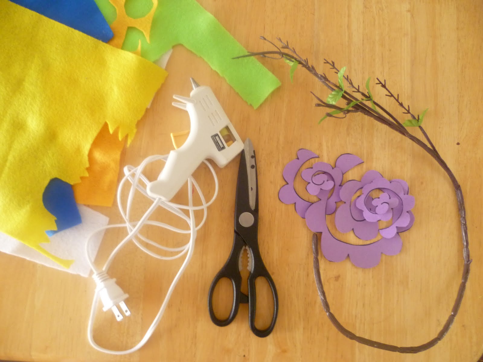 lionheart DIY felt flower crown