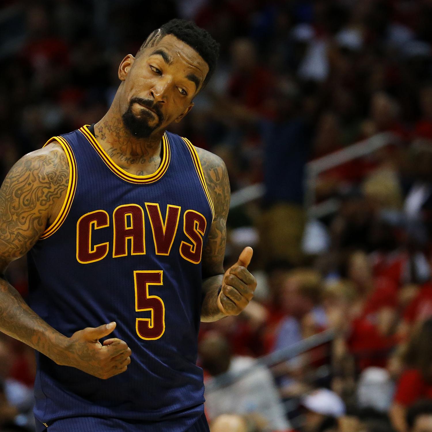 Роуз смит обои. J r smith 2022. J k j r c. J k j r c. Обои с jr smith.