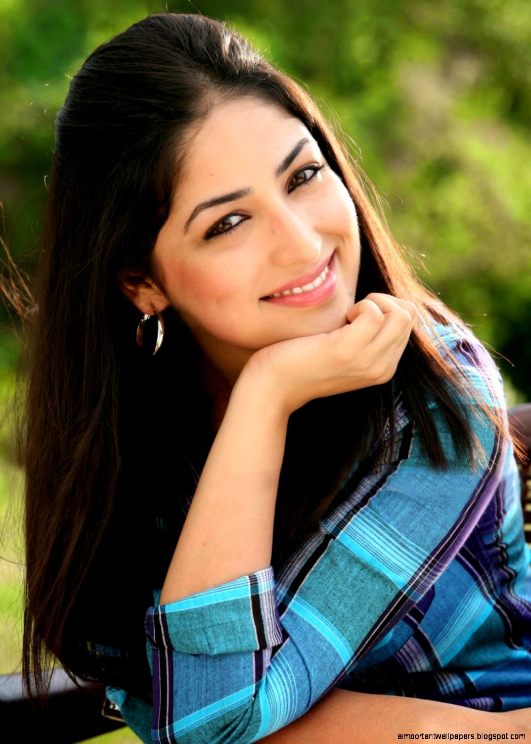 Bollywood Actresses Actors Celebrities Hot Photos Images Yami