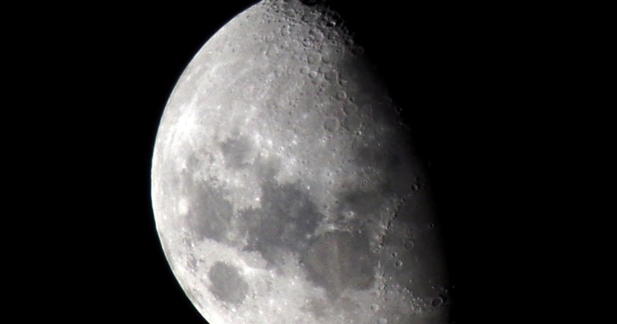 Lunas y Luces Luna Cuarto Creciente 16 de febrero de Noche 22 hs. p.m.
